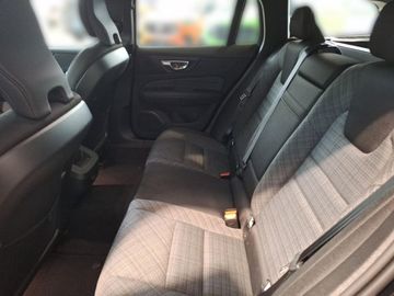 Volvo V60 - 11