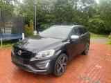 Volvo XC60 T6 R Line AWD - Volvo XC60: Volv