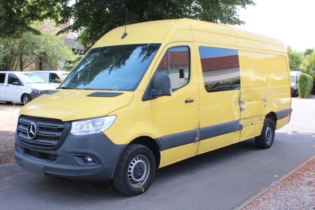 Image of Mercedes-Benz Sprinter