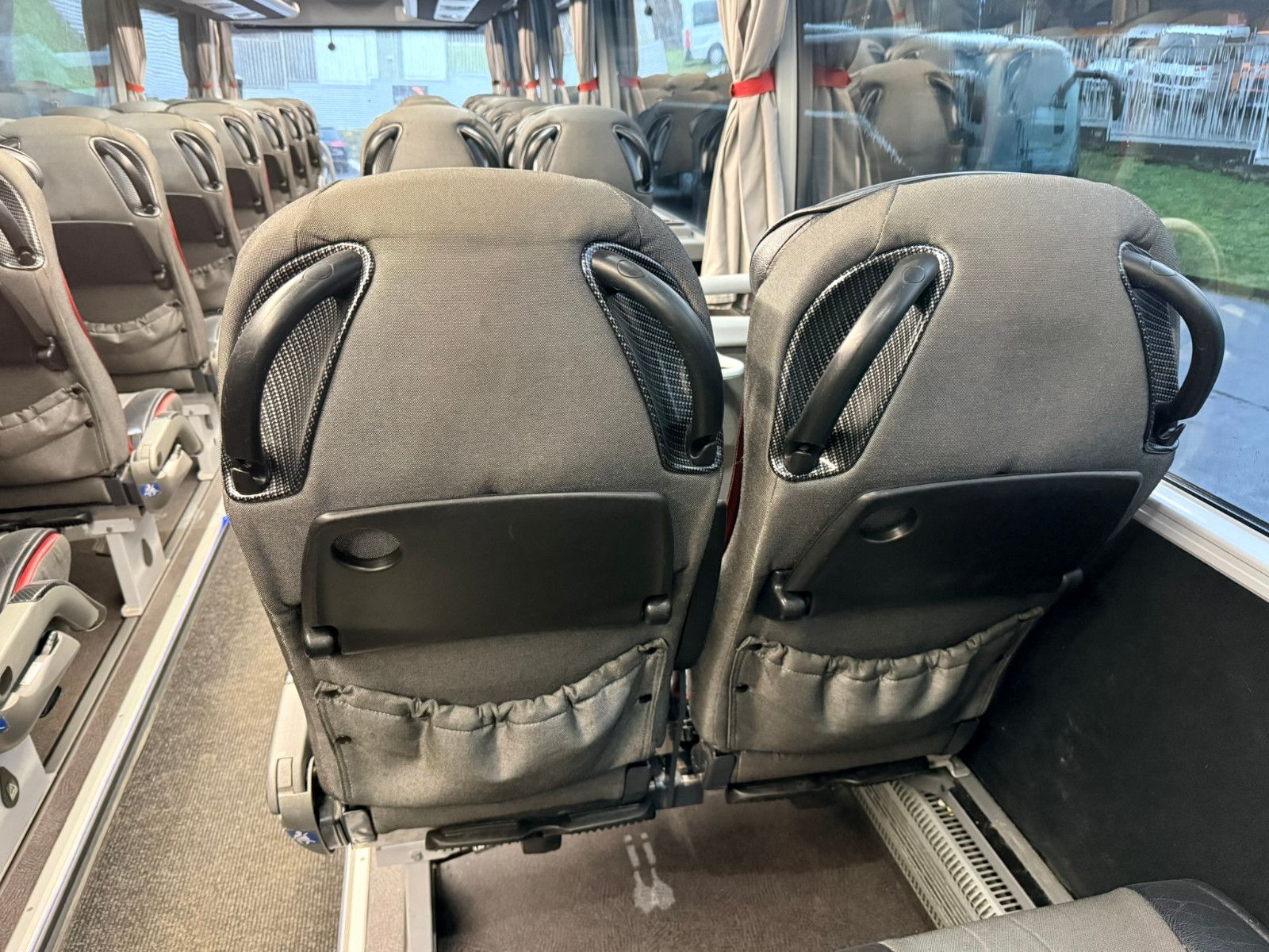 VANHOOL  2017 - Image 27 of 35
