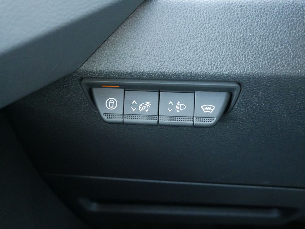 Fahrzeugabbildung Renault Master Kasten extra L2H2 3,5t Blue dCi 130 FWD
