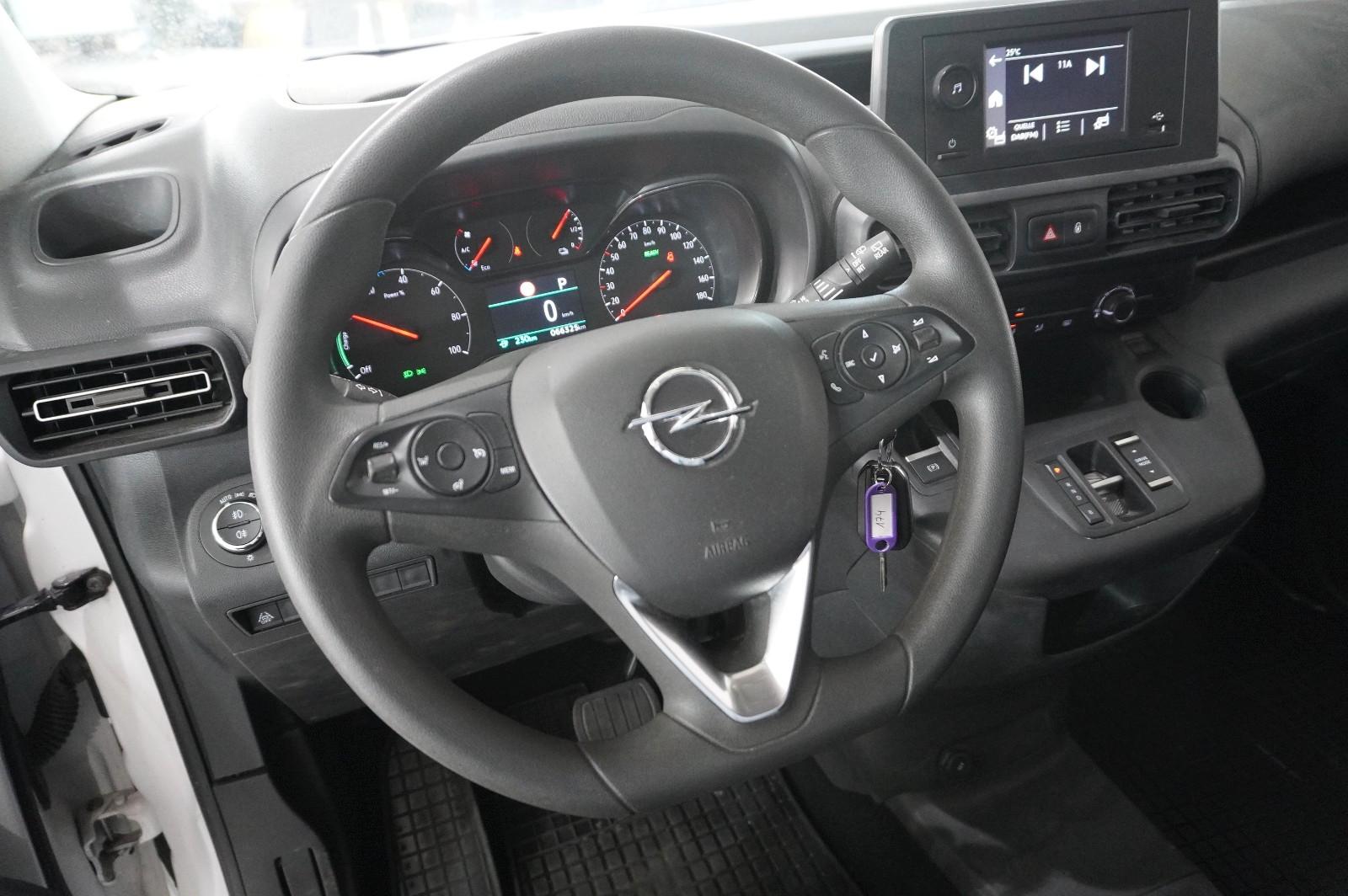 Opel Combo-e LIFE EDITION 11KW KLIMA/PDC/TEMP./DAB+