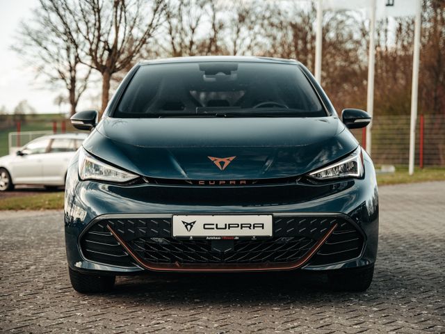 CUPRA Born Basis 150 , Schnellladen CCS, Sitze v. Sitz