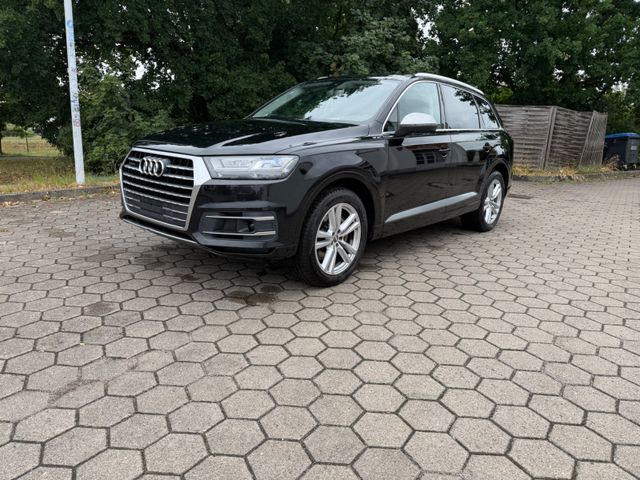 AUDI Q7 3.0 TDI quattro tiptronic -