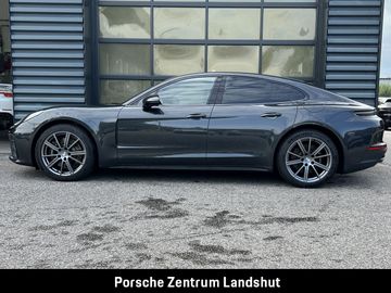 Porsche Panamera - 3