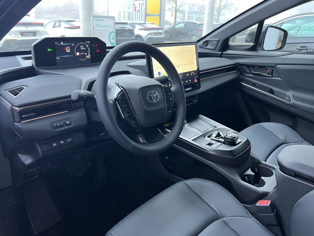 Fahrzeugabbildung Toyota bZ4X AWD Lounge 360,KlimaA,LED,Navi,SHZ,SoundSys