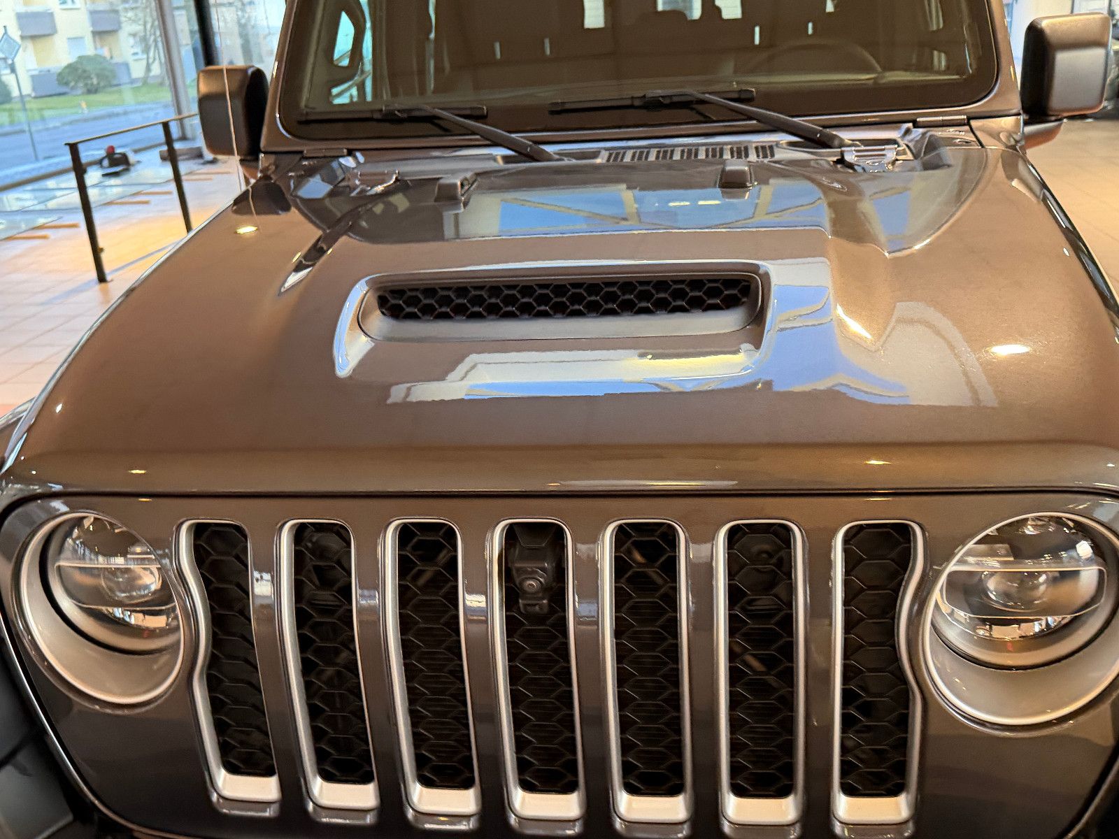 Fahrzeugabbildung Jeep Gladiator Overland 4WD/VOLL/NEUWAGENZUSTAND/