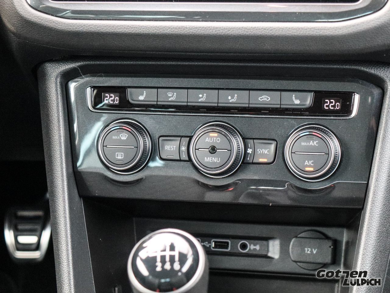 Fahrzeugabbildung Volkswagen Tiguan 1,5TSI Comfot. UNITED Navi Winter-Paket