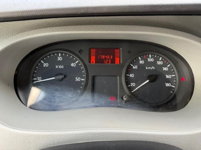 Renault Master 2007 — photo 12