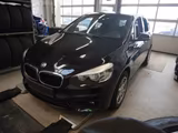 BMW 218i Active Tourer Händler / Export - schwarze BMW 218 Active Tourer