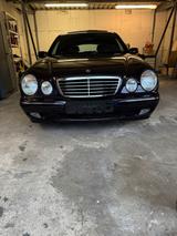 Mercedes-Benz Mercedes benz E430 W210 - Mercedes-Benz E 430 in Duisburg