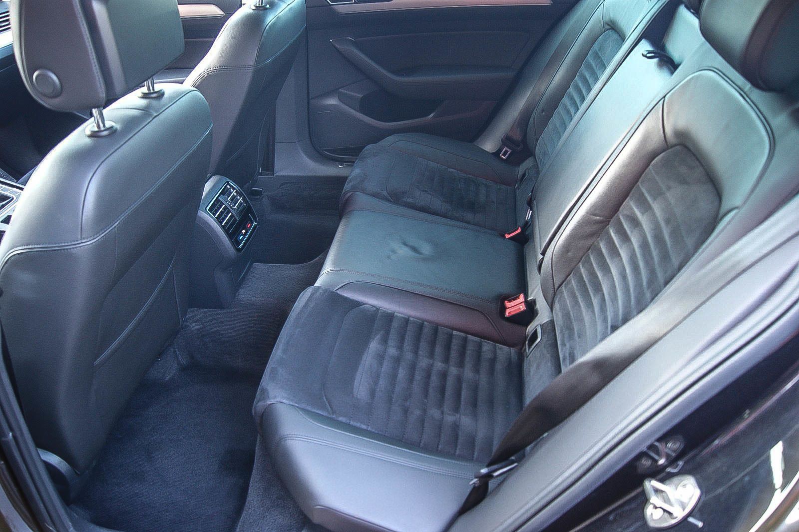 Fahrzeugabbildung Volkswagen Passat Variant 14TSI HIGHLINE ACC PREMIUM KESSY