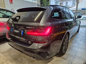 BMW 320 - 5
