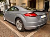Audi TT Coupé quattro silber zu Weihnachten - Audi TT Gebrauchtwagen in Berlin