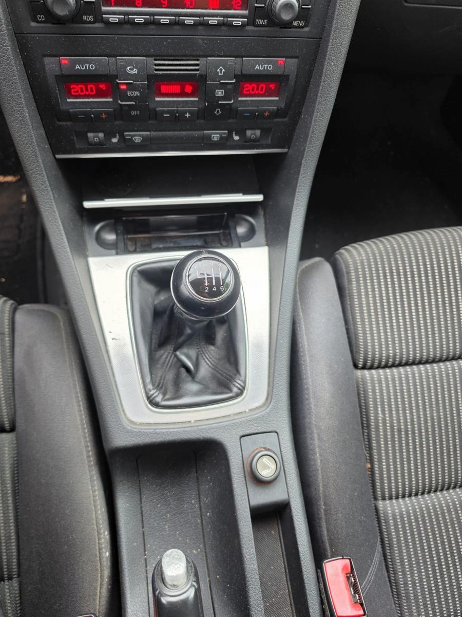 Audi Quattro 2004 — photo 6