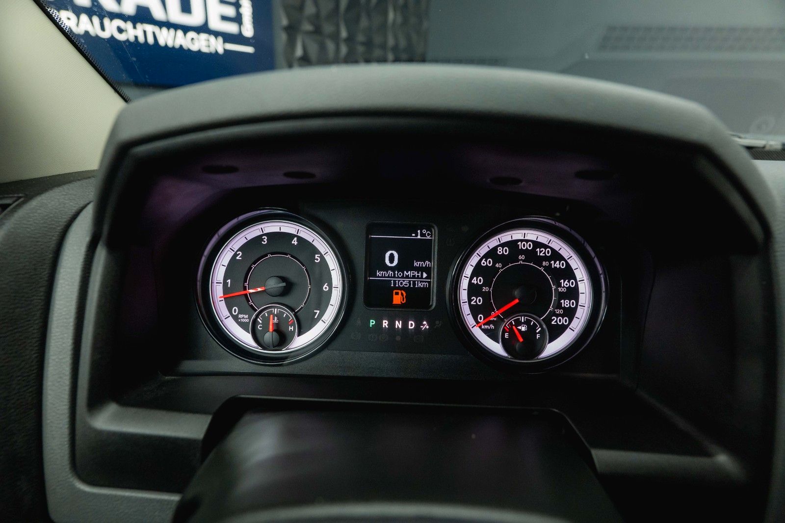 Fahrzeugabbildung Dodge RAM 5.7 V8 HEMI 4x4 OFFROAD Night-Paket *LED*AHK