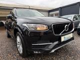 Volvo XC 90 XC90 Momentum AWD - Volvo: 7 Sitzer