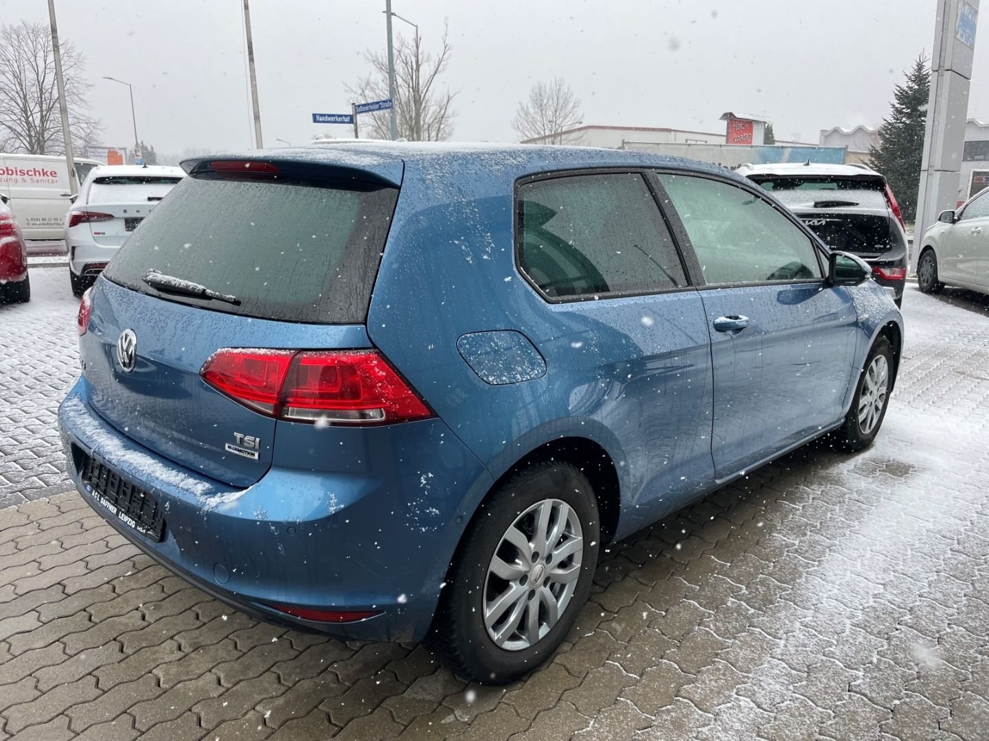 Fahrzeugabbildung Volkswagen Golf VII Cup PDC vo/hi Klimaautomatik SHZ