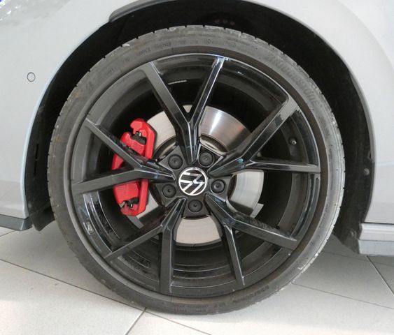 Golf VIII Lim. 2.0 TSI GTI PANO HUD 360° AHK