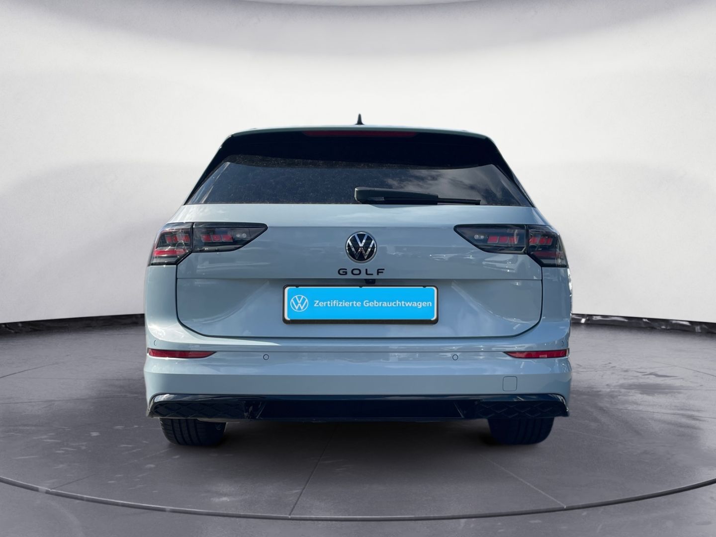 Volkswagen Golf Variant R-Line 1.5 eTSI DSG MATRIX NAVI KAM foto 5