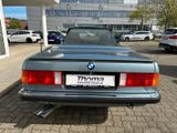 BMW 325i Cabrio aus Familien-Erstbesitz +Scheckheft - BMW 3 Series: Winterreifen