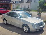 Mercedes-Benz E 200 Kompressor*AUTOMATIK ELEGANCE - Mercedes-Benz E 200: Elegance Kompressor