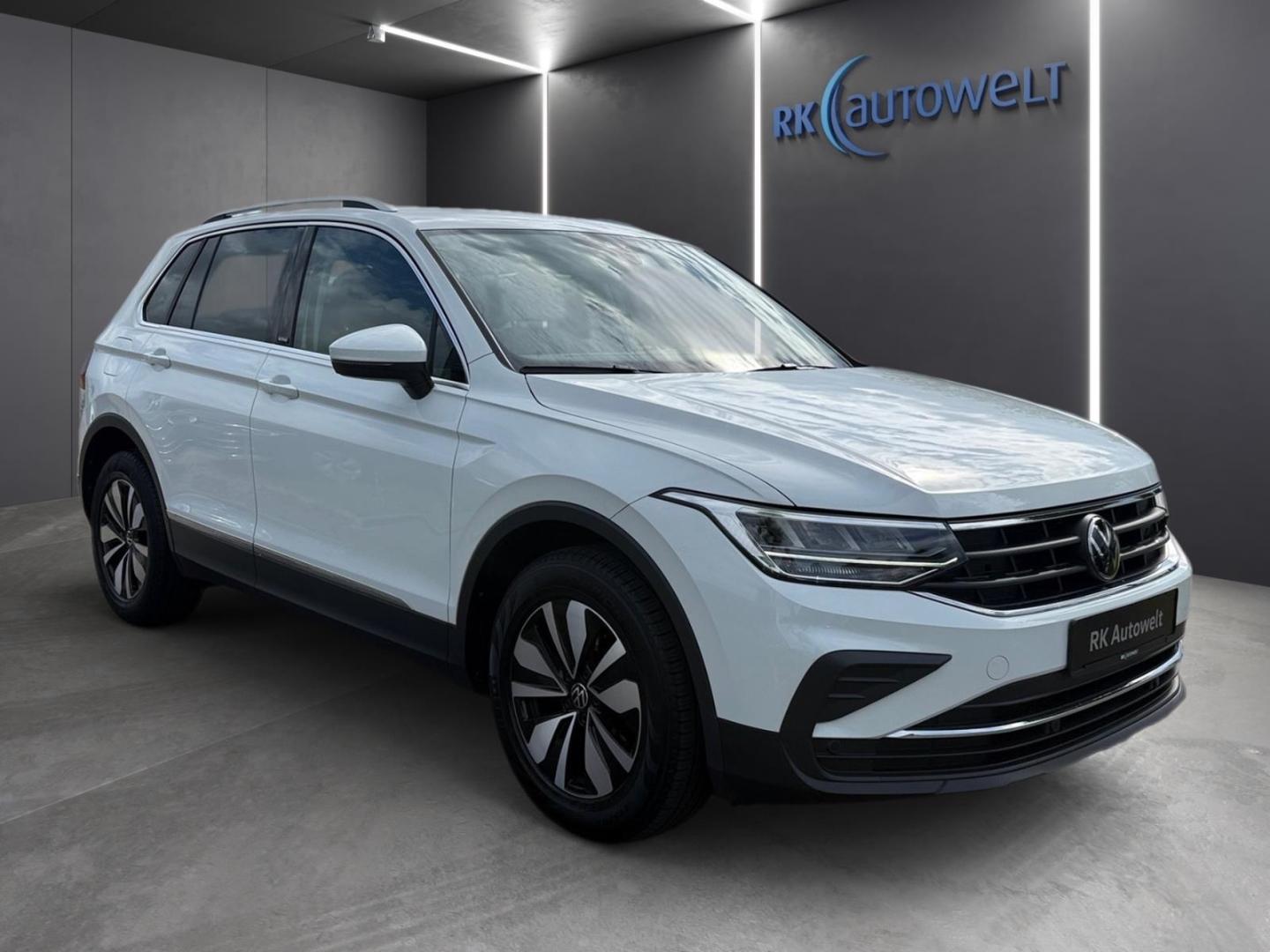 Volkswagen Tiguan Move 2.0 TDI AHK-klappbar Navi ACC CarPla, миниатюра 2