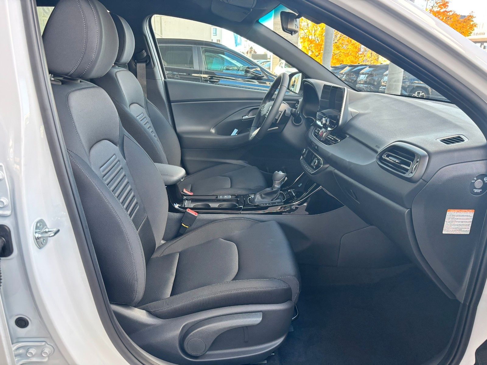 Fahrzeugabbildung Hyundai i30 Advantage Plus-Paket Toterwinkel/Navi!