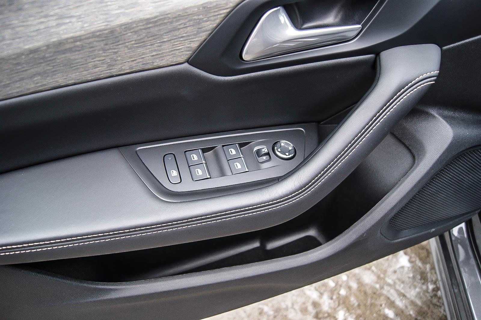 Peugeot 508 SW GT Pack NIGHT-VISION ANHZV SCHIEBEDACH, миниатюра 25