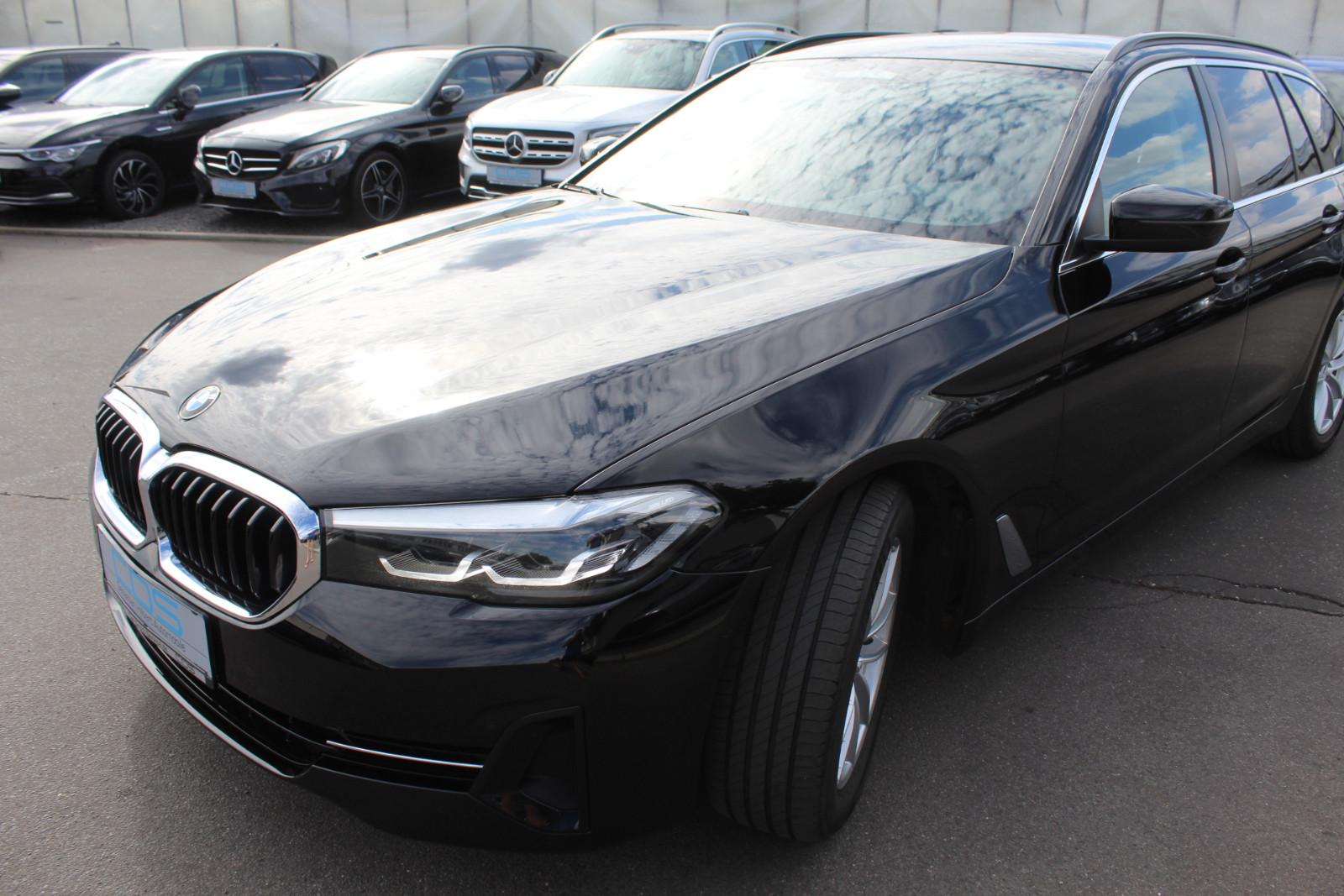 BMW 520d xDrive Tour. +HUD+Sportsitz+MEMORY+DAB+ACC+
