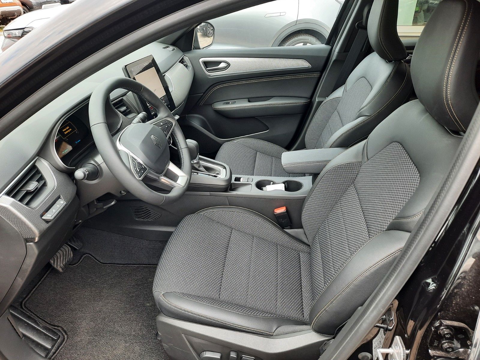 Renault Arkana - Bild 8