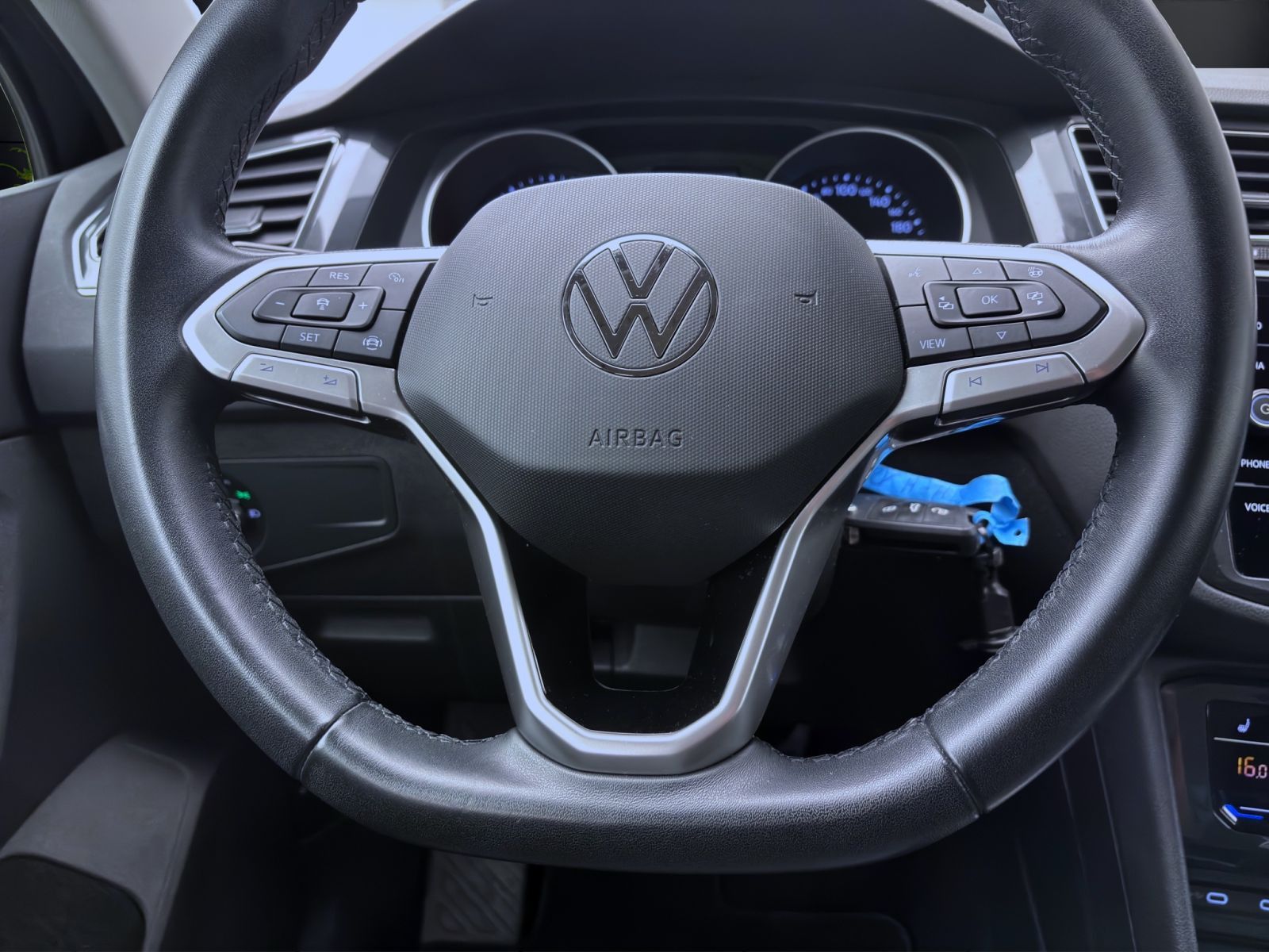 Volkswagen Tiguan - Bild 13