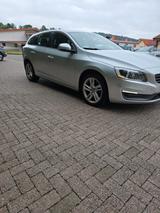Volvo V60 D4 Business Edition Business Edition - Volvo V60: Edition