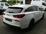 Hyundai i30 cw 1,4 T GDI,Leder,Klima,Sitzh,PDC,Kam,Alu - Hyundai i30 Gebrauchtwagen in Köln