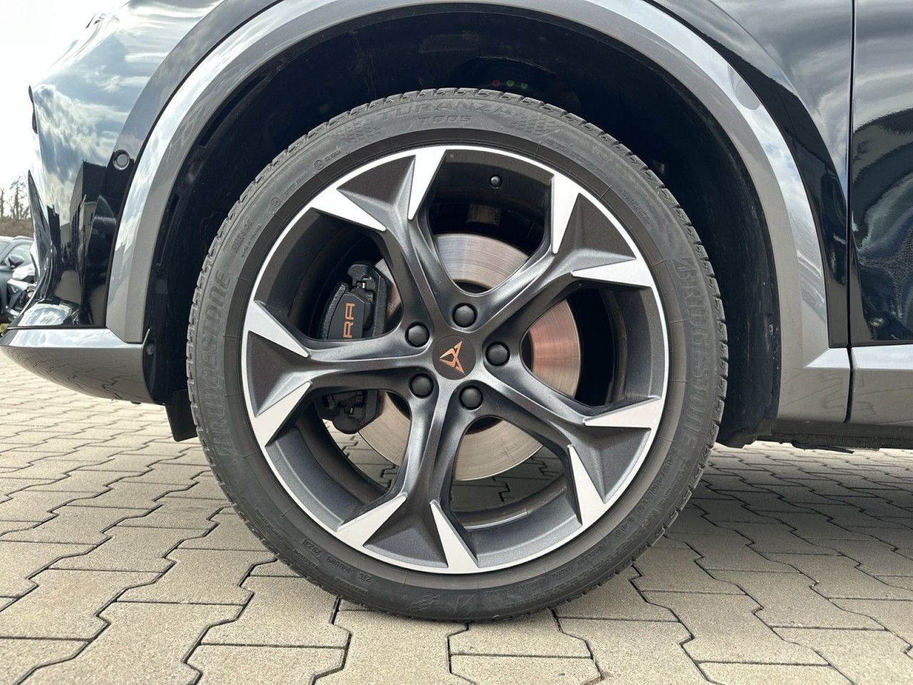 Fahrzeugabbildung CUPRA Formentor VZ 2.0 TSI 4Drive DSG