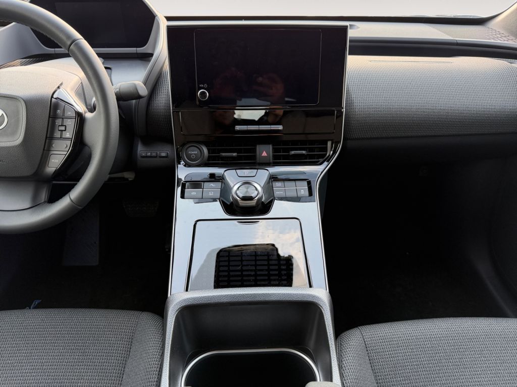 Fahrzeugabbildung Toyota bZ4X Comfort
