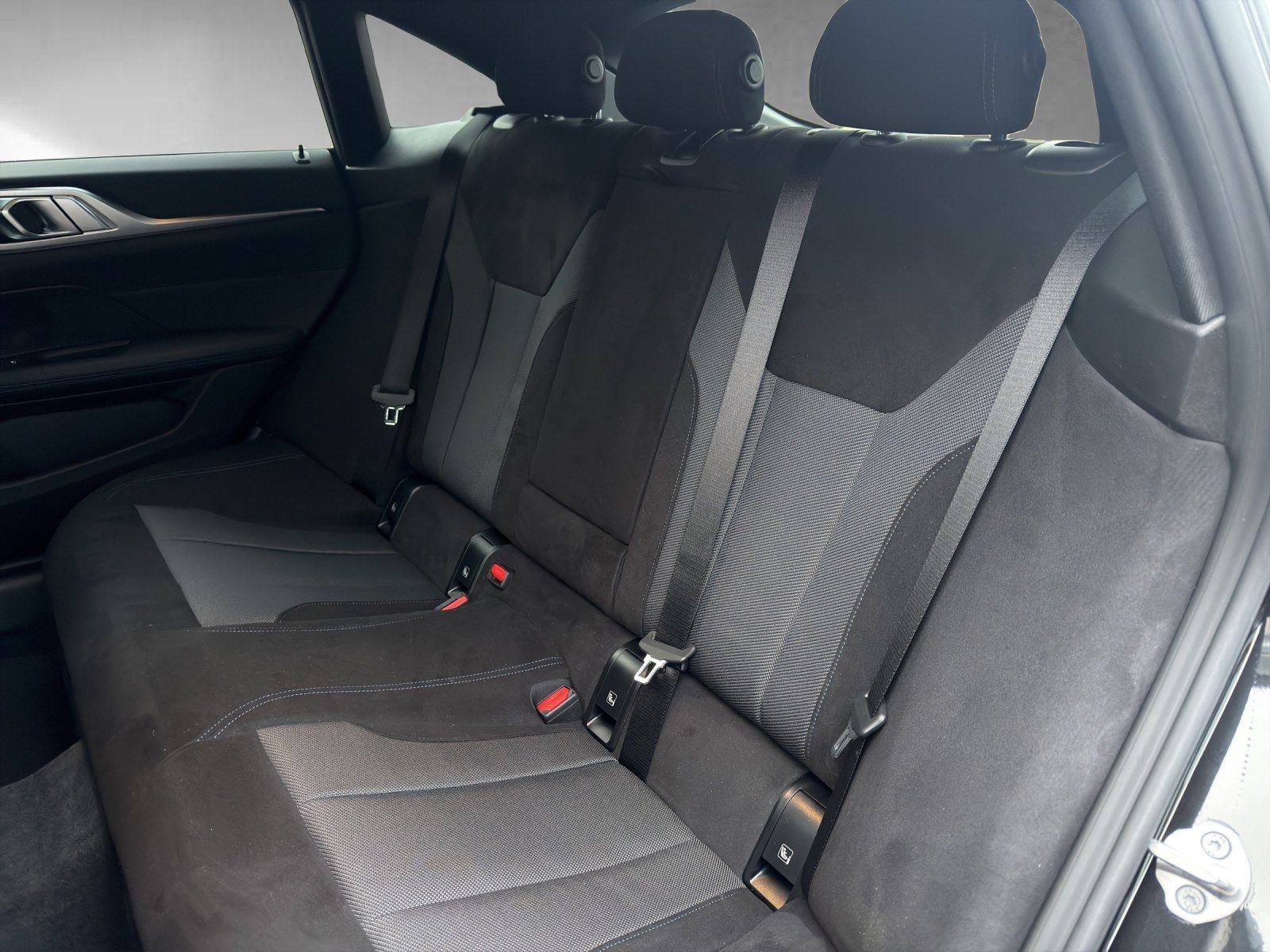 BMW i4 - Bild 11