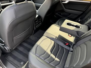 Volkswagen Touareg - 10