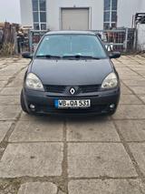 Renault Clio Emotion 1.2 16V Emotion - Renault Clio aus 2004: 1.2