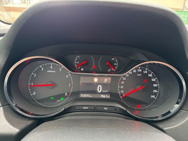 Grandland INNOVATION 1.2 Turbo INTELLILINK PDC V