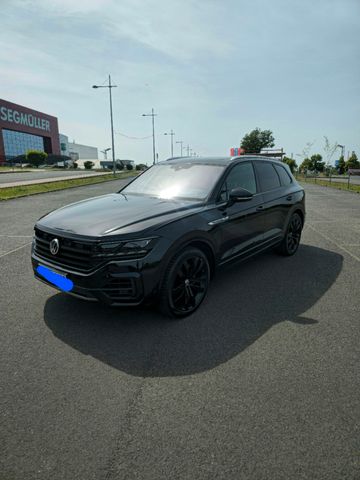 VW Touareg R-Line  3.0 V6 TDI 4MOTION