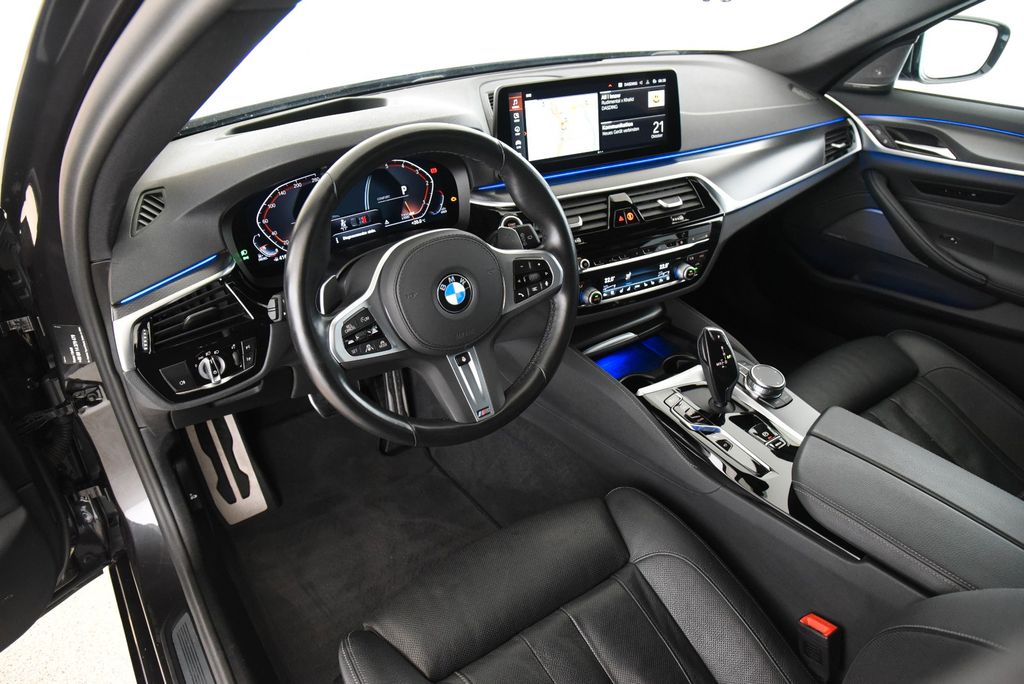 BMW 530