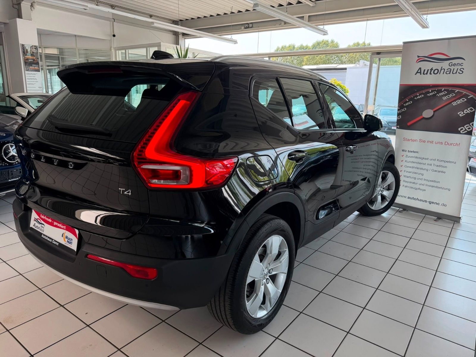Volvo XC40 Momentum Pro 2WD-LED-AppleCar-ALU-PDC foto 2