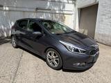 Kia cee'd 1.6 Spirit*Pano*Navi*Temp.*Sz.*Voll - Kia aus 2012: Cee D