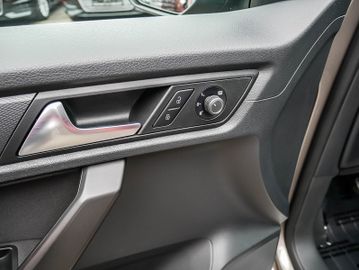 Fahrzeugabbildung Volkswagen Caddy 2.0 TDI 4MOTION Alltrack Bi-XENON PLA Allt