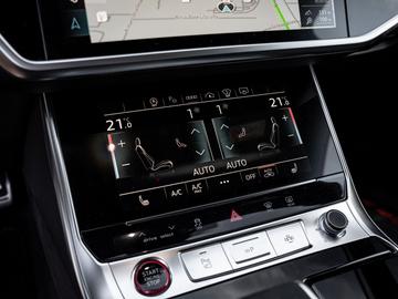 2024 AUDI RS6 — миниатюра 14