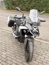 BMW R 1300 GS mit 4 Paketen und Koffer - BMW K 1300 R