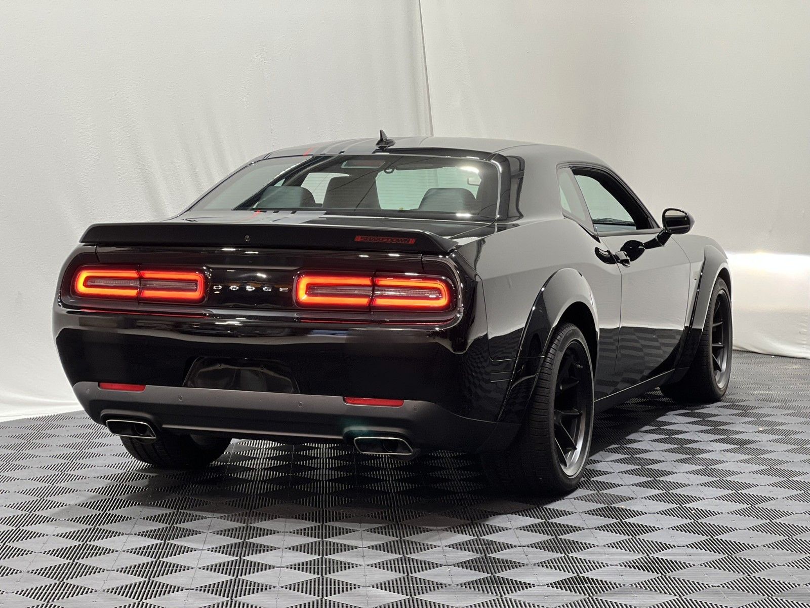 Fahrzeugabbildung Dodge Challenger R/T Scat Pack Shakedown "Last Call"
