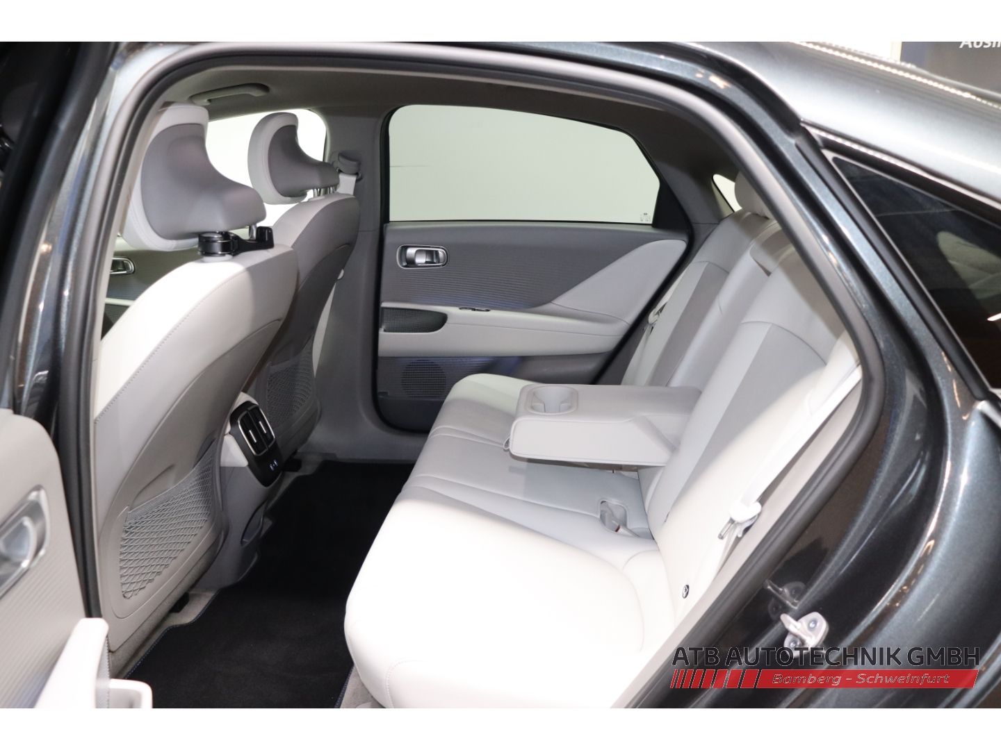 Hyundai IONIQ 6 - Bild 12