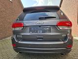 Jeep Grand Cherokee 3.0l V6 MultiJet 184kW Overla... - Jeep Gebrauchtwagen von 2015